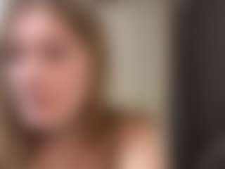Live cam show with RickieTablada - College Curvy on Camsoda