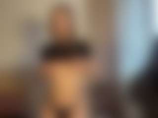Live cam show with RickieTablada - College Mature on Camsoda