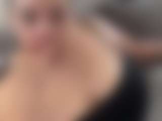 StarrNoir's Live Sex Cam Show