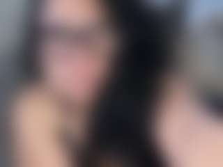 Live cam show with StarrNoir - Mature on Uber Horny