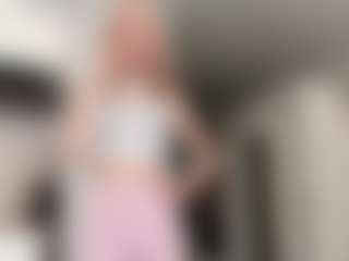 VannaMenaker's Live Sex Cam Show