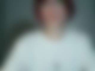 Live cam show with YonBenskin - Blue Eyes on CamClone