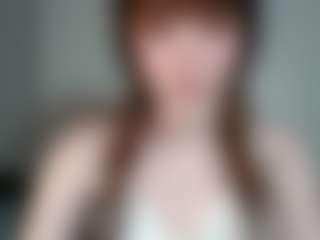 Live cam show with YonBenskin - Blue Eyes on Camming Site
