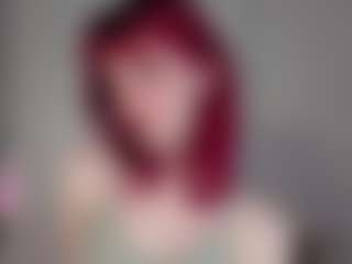 Live cam show with YonBenskin - Blue Eyes on madthumbs