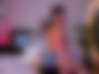Live cam show with YukiLuna - Asian on StripNow