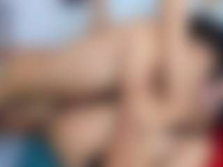 Live cam show with ale-lovx - Brown Eyes on livesuperchat.net