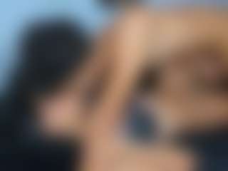 Live cam show with ale-lovx - Blowjob on Latina Girls