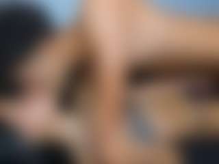 Live cam show with ale-lovx - Skinny on Camsoda