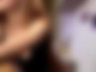 Aurora's Live Sex Cam Show