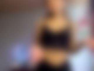 Aurora's Live Sex Cam Show