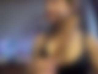 Aurora's Live Sex Cam Show
