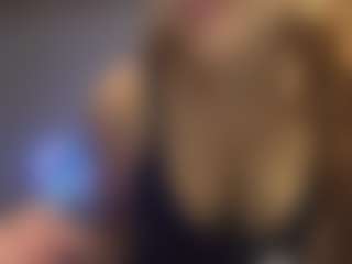 Aurora's Live Sex Cam Show
