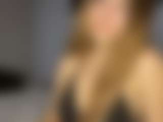 Aurora's Live Sex Cam Show