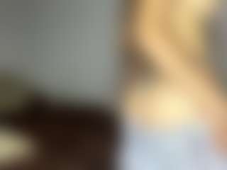 Live cam show with Aurora - Normal on Camsoda