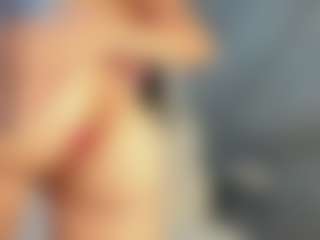 Coonie-Paige's Live Sex Cam Show