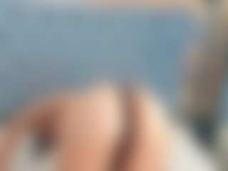 Coonie-Paige's Live Sex Cam Show