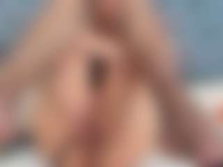 Coonie-Paige's Live Sex Cam Show