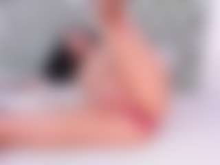 Live cam show with Coonie-Paige - Facial Piercings on Free Soda