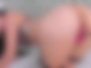 Coonie-Paige's Live Sex Cam Show