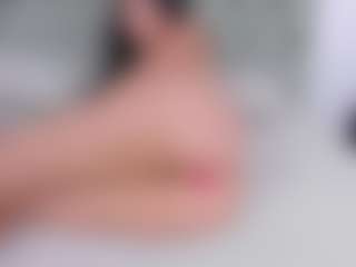 Coonie-Paige's Live Sex Cam Show