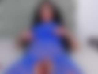 Live cam show with Coonie-Paige - Cowgirl on CamwithHer