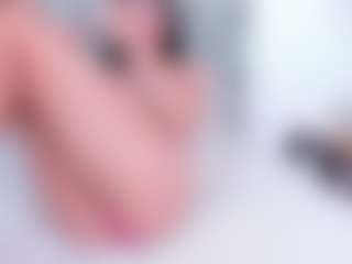 Live cam show with Coonie-Paige - Brown Hair on CamSodaAdn