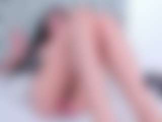 Live cam show with Coonie-Paige - Brown Hair on Big Tits