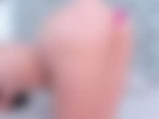 Live cam show with Coonie-Paige - Erotic Dance on PervPlay.com