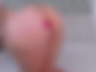 Coonie-Paige's Live Sex Cam Show