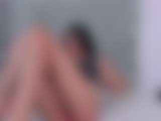 Live cam show with Coonie-Paige - Petite on SquirtSoMuch