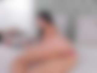Coonie-Paige's Live Sex Cam Show