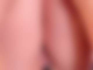 Live cam show with DinaCarter - Thin on dropp.cam