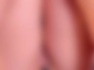 Live cam show with DinaCarter - Thin on SmokeAndPoke