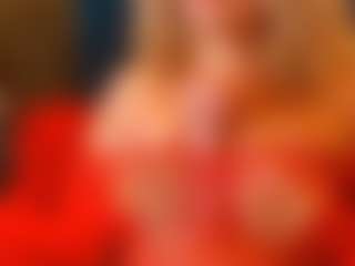Live cam show with ElviraZoi - Blonde Hair Middle Aged on fapnchat