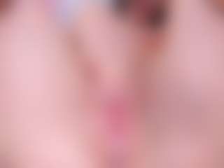 Live cam show with Emma-caarter - Big Ass on Camsoda