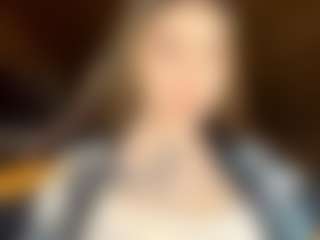 EuniceFerracioli's Live Sex Cam Show