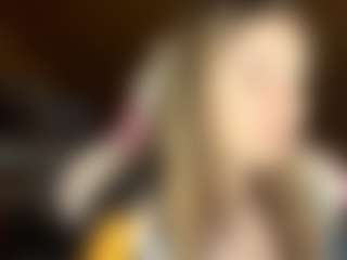 EuniceFerracioli's Live Sex Cam Show