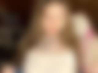 EuniceFerracioli's Live Sex Cam Show