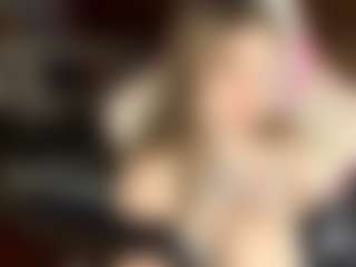 EuniceFerracioli's Live Sex Cam Show
