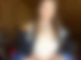 EuniceFerracioli's Live Sex Cam Show