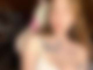 Live cam show with EuniceFerracioli - Young Adult on liverealitysex.com