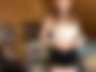 EuniceFerracioli's Live Sex Cam Show