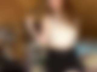 EuniceFerracioli's Live Sex Cam Show