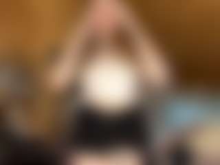 EuniceFerracioli's Live Sex Cam Show