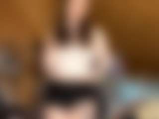 EuniceFerracioli's Live Sex Cam Show