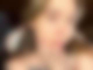 EuniceFerracioli's Live Sex Cam Show