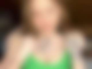 EuniceFerracioli's Live Sex Cam Show