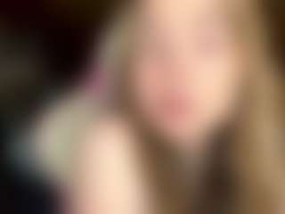 EuniceFerracioli's Live Sex Cam Show