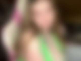 EuniceFerracioli's Live Sex Cam Show