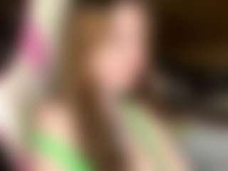 EuniceFerracioli's Live Sex Cam Show